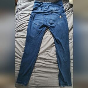 Freddy High Waisted Full Length Jeggings